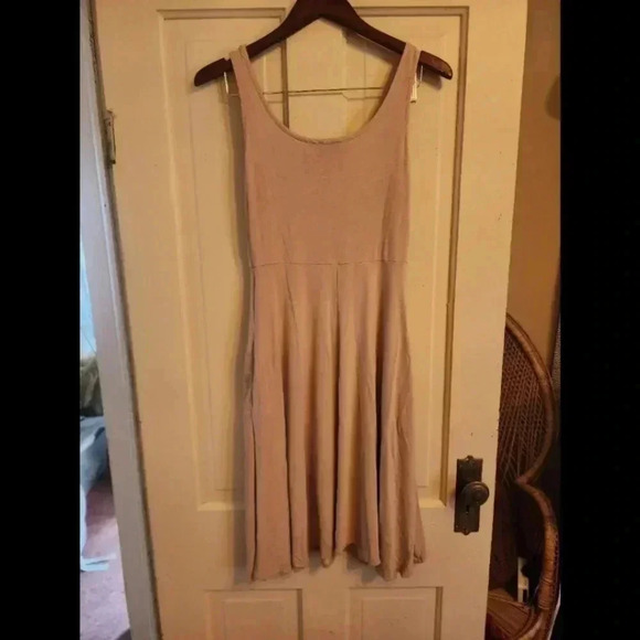 Olivia Rae Dresses & Skirts - Olivia Rae Dress - Taupe, Size Medium